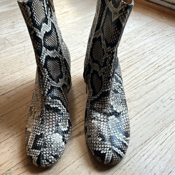 Women’s Snake Print Boots - Picture 5 of 6